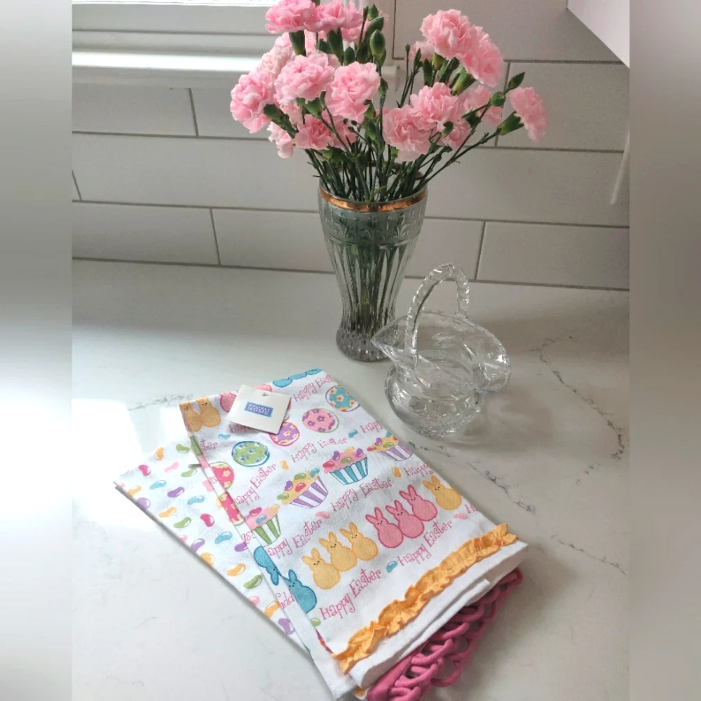 Vintage crystal basket with bonus Easter towels.